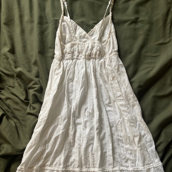 White Summer Aritzia Dress - Picture 3 of 11